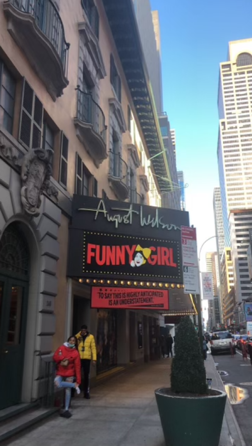 “Who told you youre allowed to rain on my parade?” Beanie Feldstein, Ramin Karimloo, Jane Lynch and Jared Grimes first preview of the Funny Girl Revival 