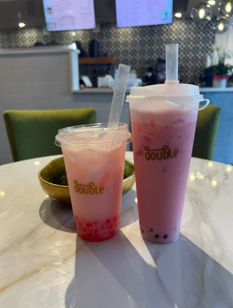 Two of Double Jelly’s most popular drinks. On the left is the Starburst, and on the right is the Strawberry Yakult Bubble Tea. 