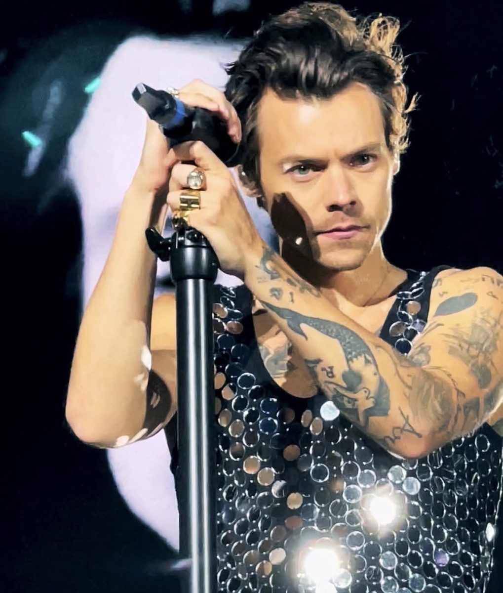 Harry Styles’ New Tour Sparks Major Fan Buzz
