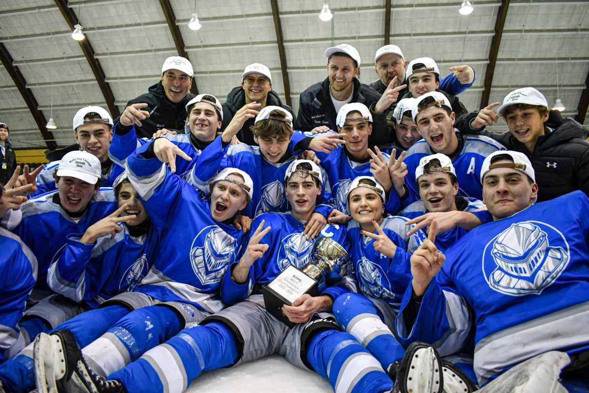 Boys hockey wins a thrilling 5-1 match against Frisch in the Kelly Cup Final!
